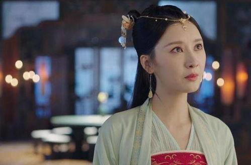 冷厉权臣郡主照样手拿把掐,冷厉权臣，手拿把掐的宫廷较量  第1张